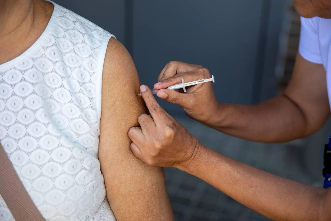 Ministerio de Salud garantiza suministro de vacunas con apoyo de la OPS